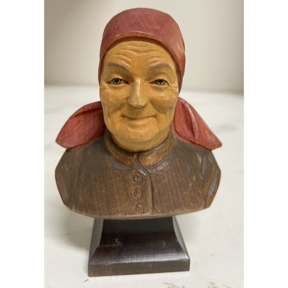 Hans Huggler‎ Wyss Brienz Switzerland Wood Carved  Woman Bust 4.5"
